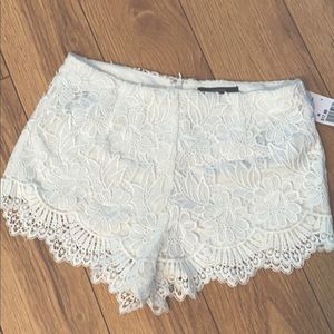 NWT Lace white shorts